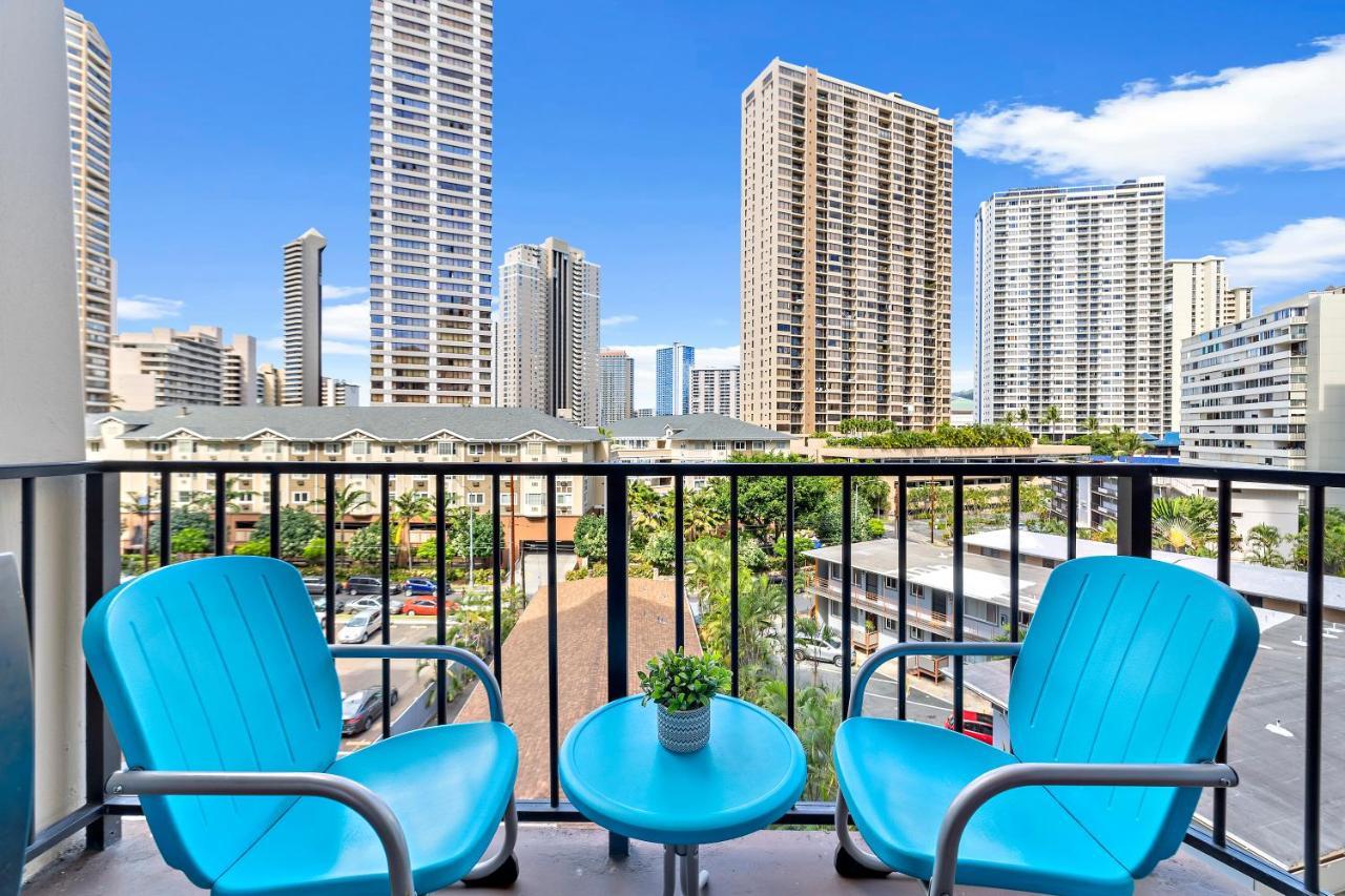 Renovated With City View At Aqua Palms Waikiki Honolulu Extérieur photo