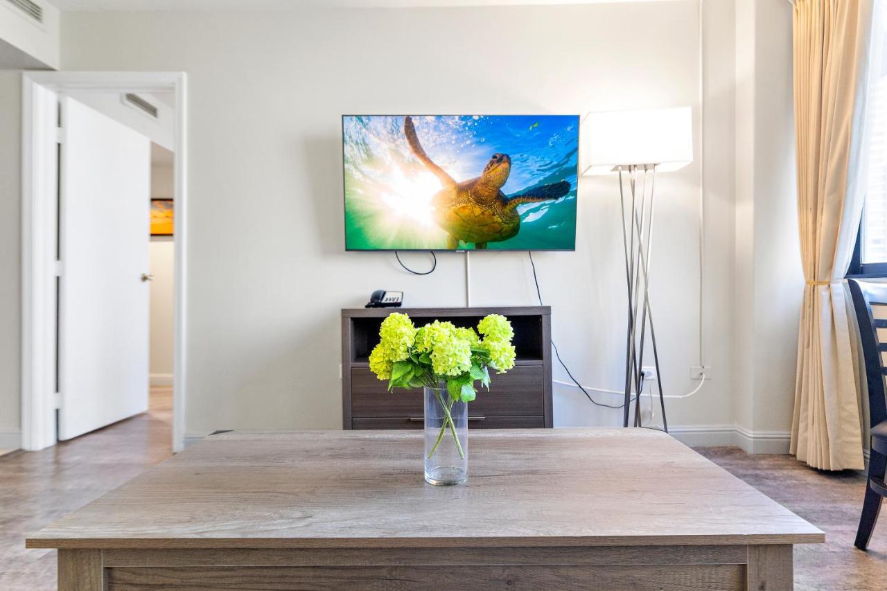 Renovated With City View At Aqua Palms Waikiki Honolulu Extérieur photo