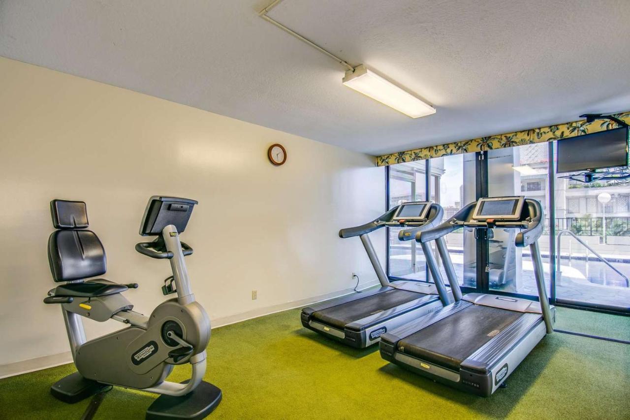 Renovated With City View At Aqua Palms Waikiki Honolulu Extérieur photo