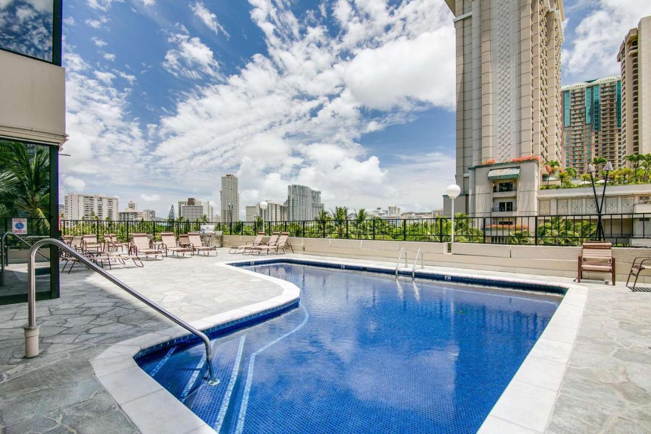 Renovated With City View At Aqua Palms Waikiki Honolulu Extérieur photo